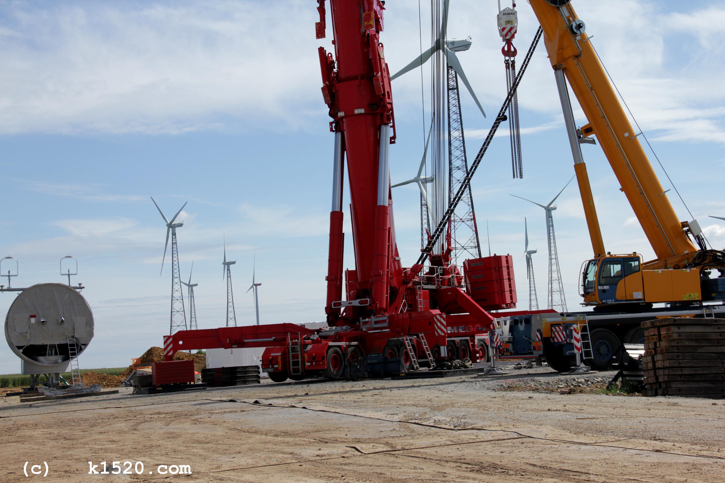 Demontage Windrder in Sachsen-Anhalt 06/2020,
  Kraneinsatz, 